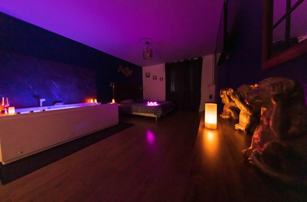 * Spa & Detente # Suite Privee # Tours # Netflix * Luaran gambar