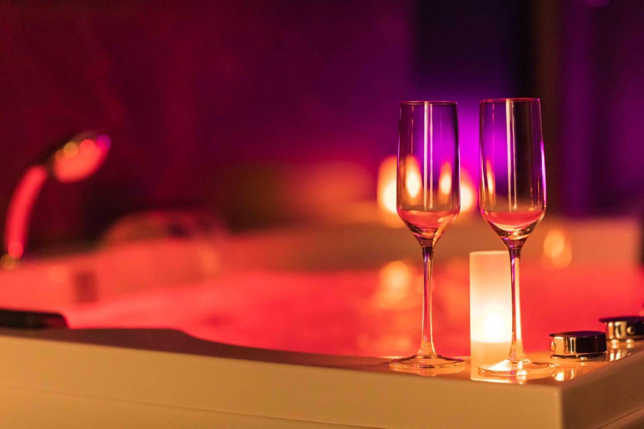 * Spa & Detente # Suite Privee # Tours # Netflix * Luaran gambar