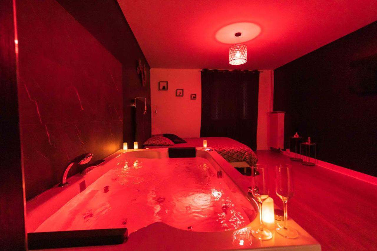 * Spa & Detente # Suite Privee # Tours # Netflix * Luaran gambar
